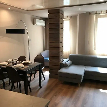 Apartman Holiday Apart *